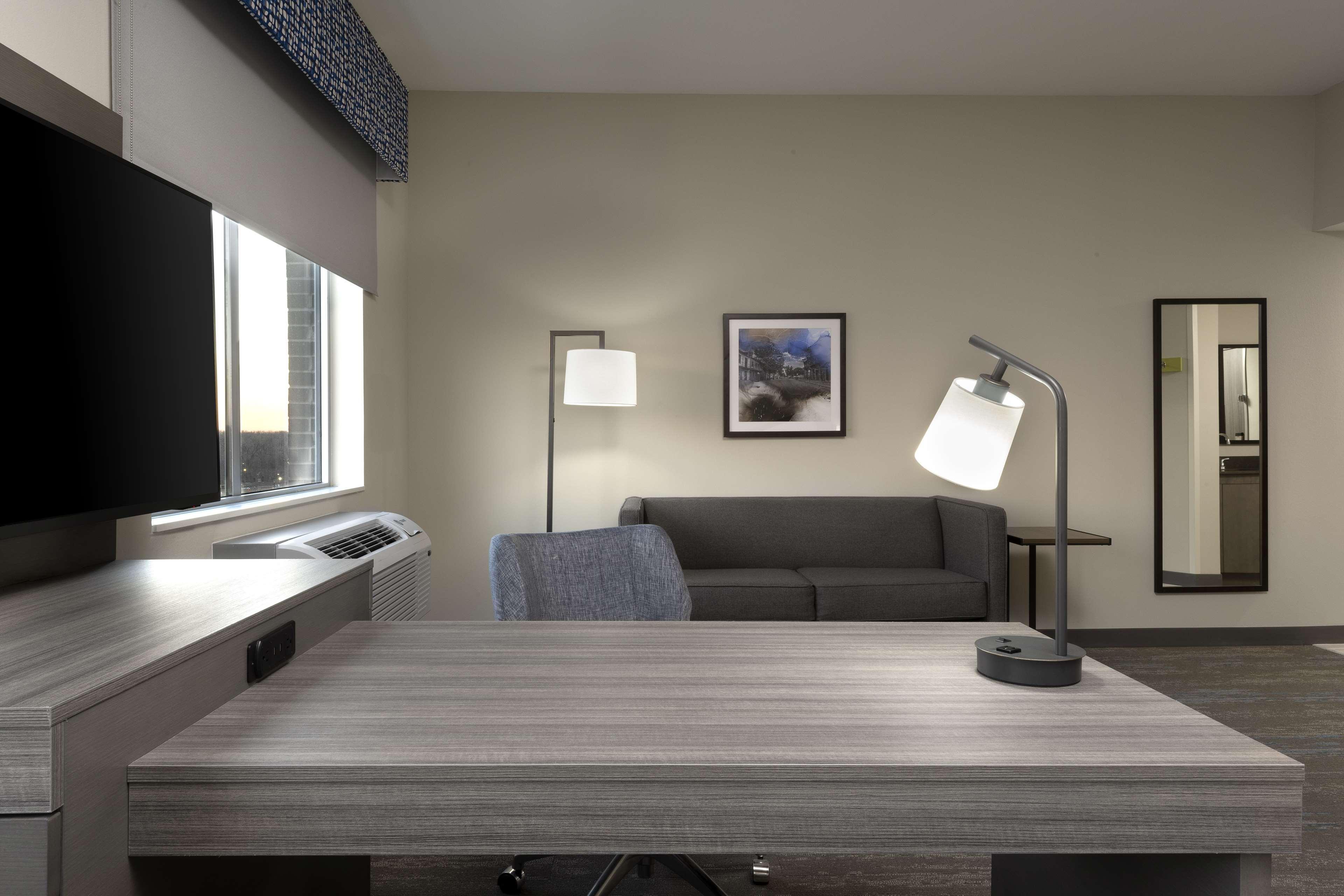 Hampton Inn & Suites St Charles Old Town Area, Mo Saint Charles ภายนอก รูปภาพ