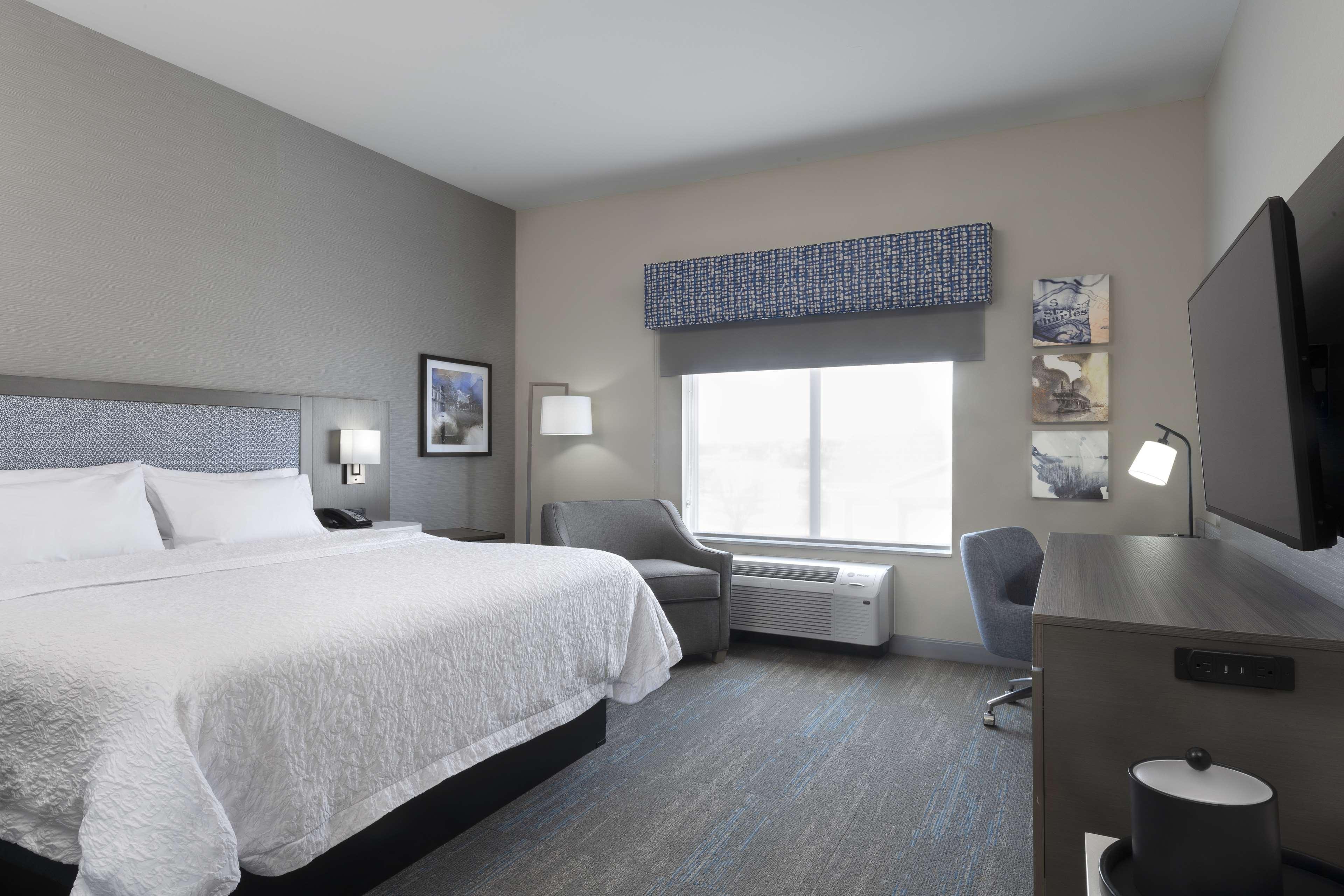 Hampton Inn & Suites St Charles Old Town Area, Mo Saint Charles ภายนอก รูปภาพ